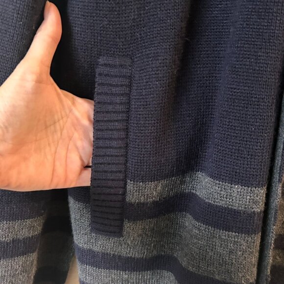 Vince Double Breasted with Grey Stripes 100% wool Pea Coat Cardigan size xl READ - Picture 2 of 7
